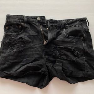 AMERICAN EAGLE BLACK SHORTS